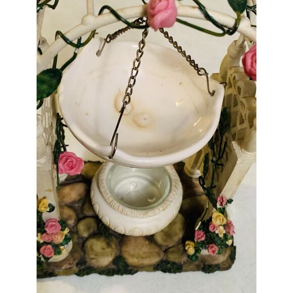 Yankee Candle Retired Ceramic Rose Garden Gazebo Tart Warmer - Picture 3 of 6